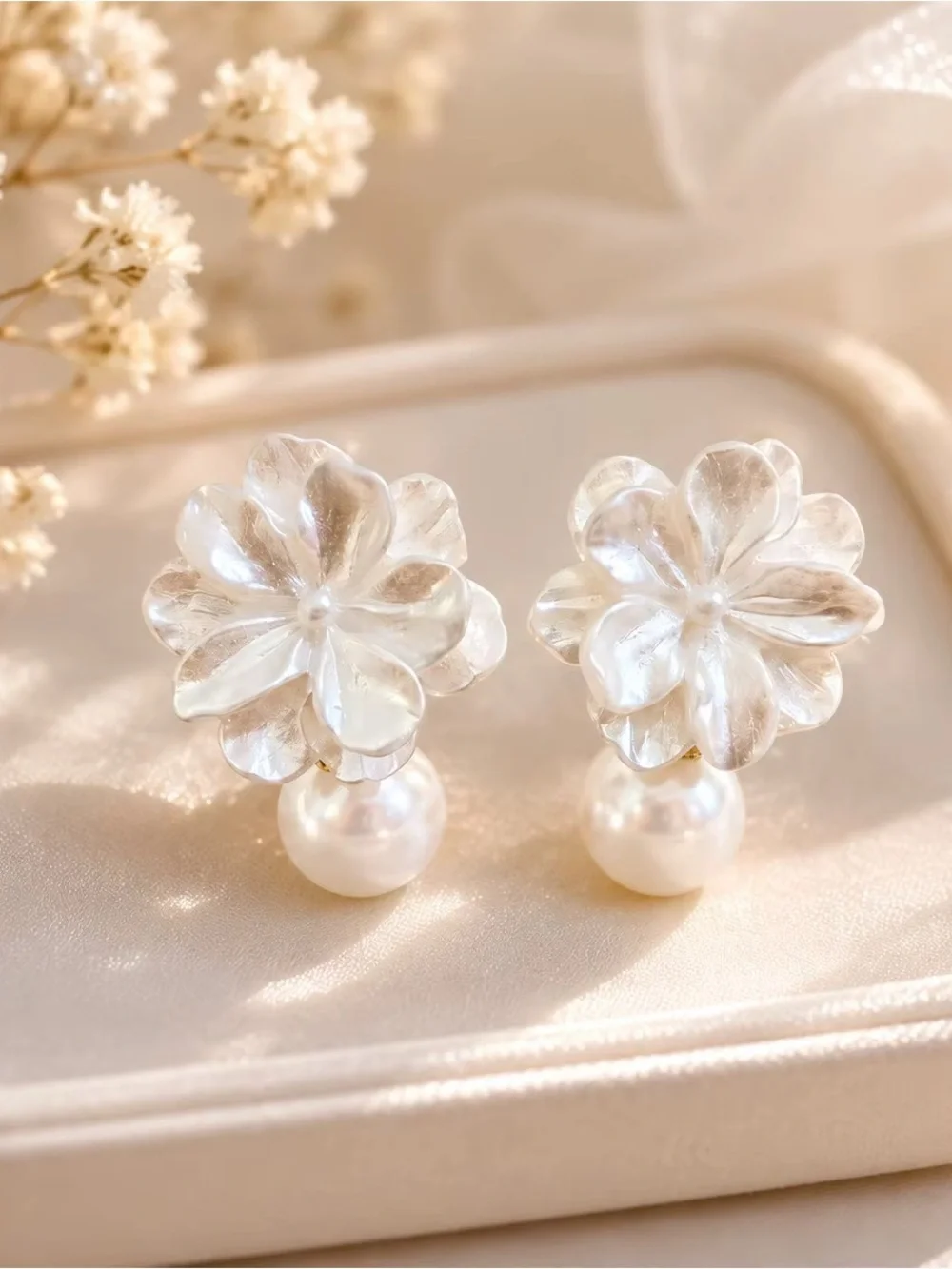 *** Delicate High Quality Pearl Flower Drop Earrings - White